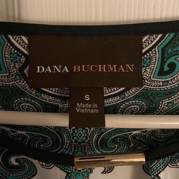 Like NEW Dana Buckman top w/Paisley Design - size S - Picture 2 of 4